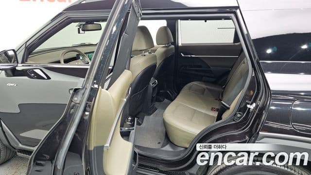 KG모빌리티(SsangYong) Torres Black Edition, 2024 13