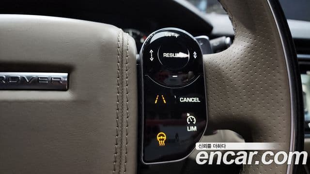 Land Rover Range Rover Velar 3.0 D300 R-Dynamic HSE, 2018 13