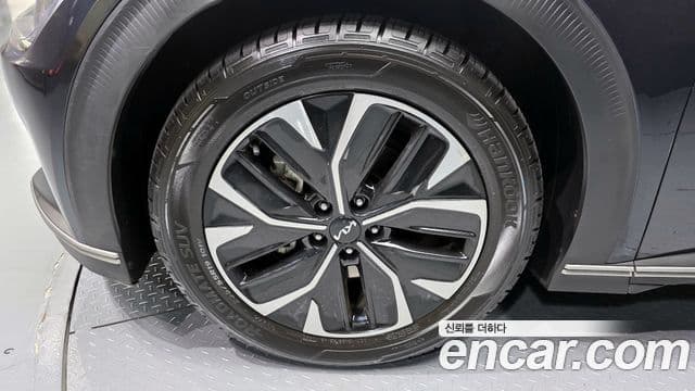 Kia EV6 Air, 2022 все фото