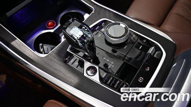 BMW X7 (G07) xDrive 40d Design Pure Excellence 7인승, 2022 11