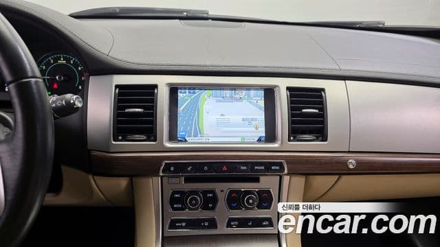 Jaguar New XF X250, 2014 14