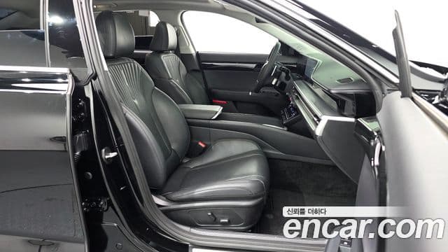 Hyundai Grandeur (GN7) Premium, 2023 10