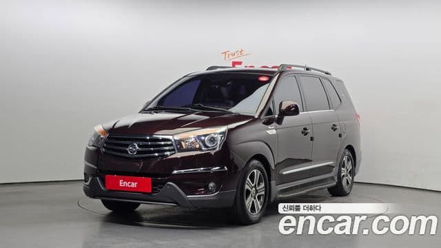 KG모빌리티(SsangYong) Korando 투리스모 4WD GT 9인승, 2015 1