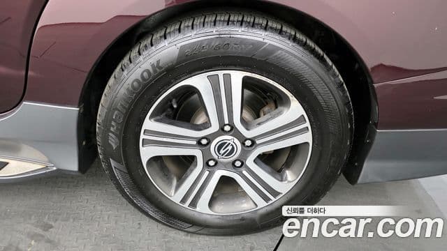 KG모빌리티(SsangYong) Korando 투리스모 4WD GT 9인승, 2015 все фото