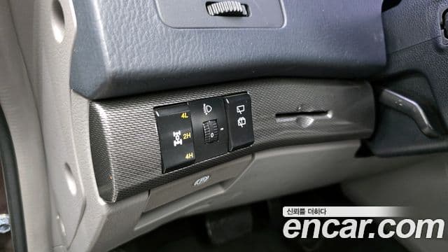 KG모빌리티(SsangYong) Korando 투리스모 4WD GT 9인승, 2015 15