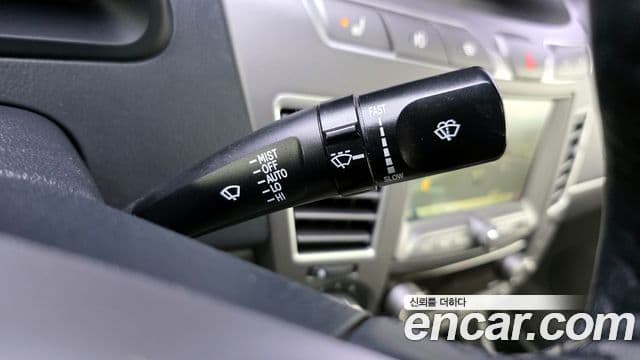 KG모빌리티(SsangYong) Korando 투리스모 4WD GT 9인승, 2015 16