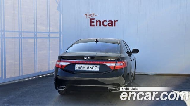 Hyundai Grandeur HG Premium, 2013 4