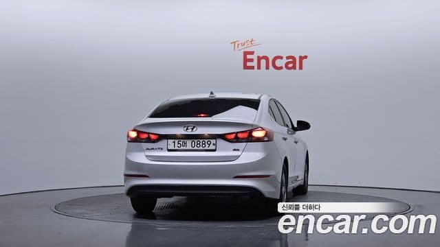 Hyundai Avante AD 1.6 GDI Smart, 2016 4