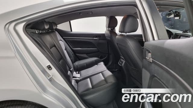 Hyundai Avante AD 1.6 GDI Smart, 2016 12