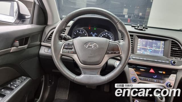 Hyundai Avante AD 1.6 GDI Smart, 2016 14