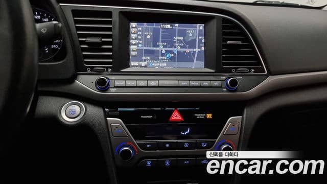 Hyundai Avante AD 1.6 GDI Smart, 2016 15