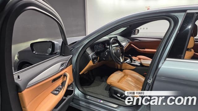 BMW 5시리즈 (G30) 520d M Sport, 2018 11