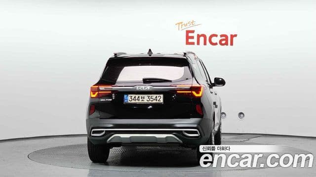 Kia Seltos Signature, 2023 4