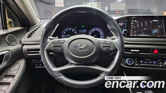 Hyundai Sonata (DN8) Premium Family, 2021 13