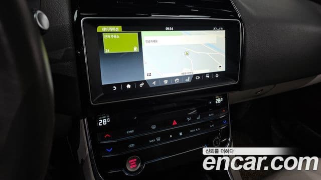 Jaguar XE Prestige, 2017 17