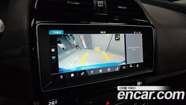 Jaguar XE Prestige, 2017 18