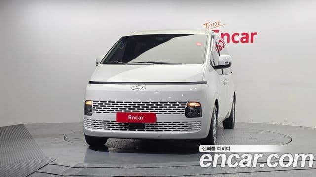 Hyundai Staria Modern, 2022 3