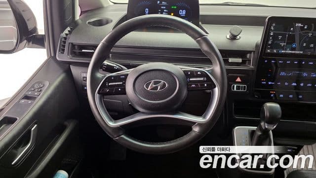 Hyundai Staria Modern, 2022 14