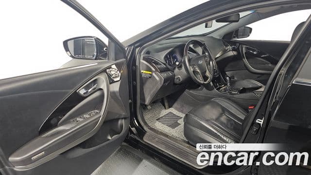 Hyundai Grandeur HG Modern, 2014 10