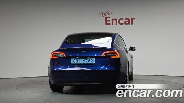 Tesla модель 3 Standard Range Plus RWD, 2020 4