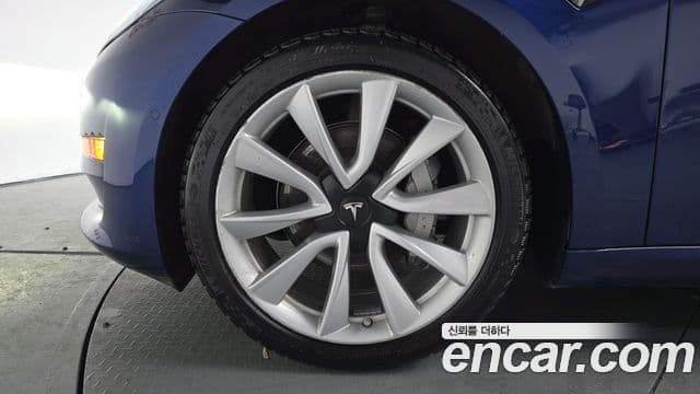 Tesla модель 3 Standard Range Plus RWD, 2020 все фото