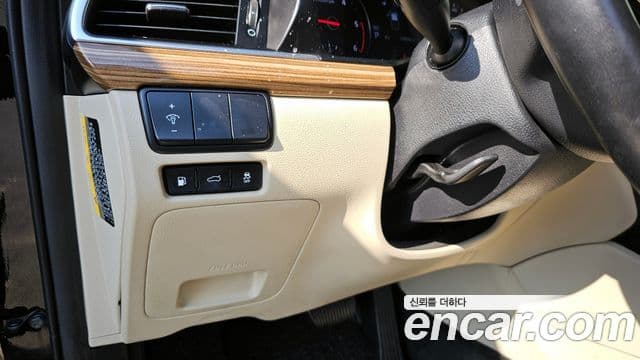 Kia All New K7 Prestige, 2016 16