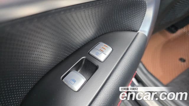 Genesis G70 Advanced, 2018 18