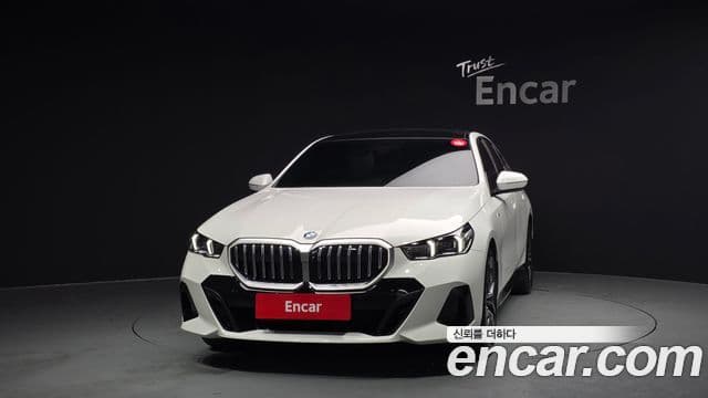 BMW 5시리즈 (G60) 520i M Sport, 2025 3