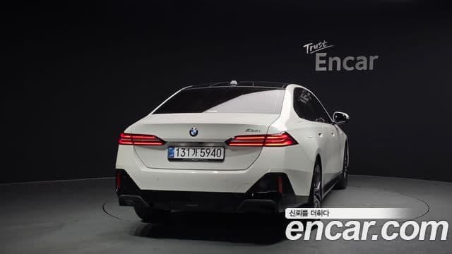 BMW 5시리즈 (G60) 520i M Sport, 2025 4