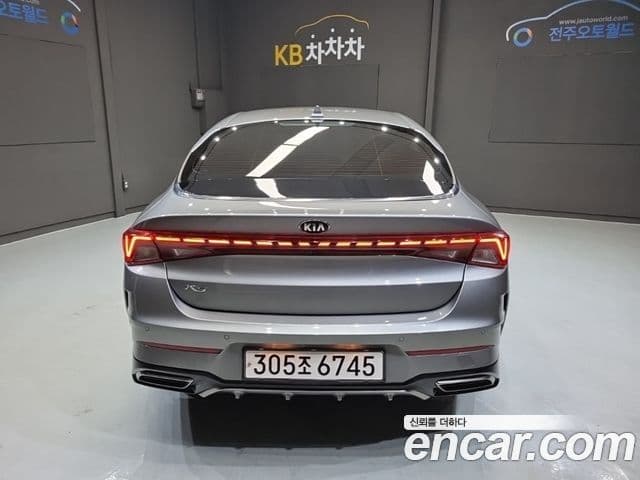 Kia K5 3세대 Signature, 2020 2