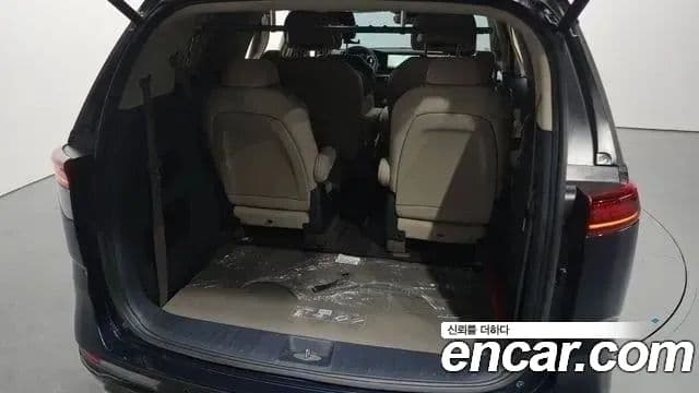 Kia Carnival 4세대 бензин 9인승 High Limousine(компания по спецнадстройкам), 2022 20