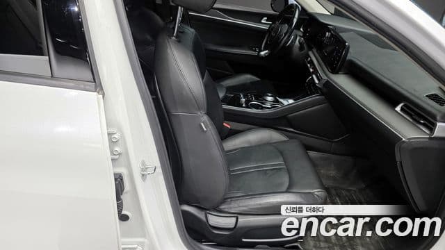 Kia K5 3세대 Trendy, 2023 12