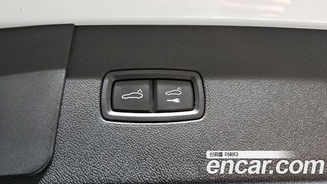 Porsche Cayenne (PO536), 2023 18