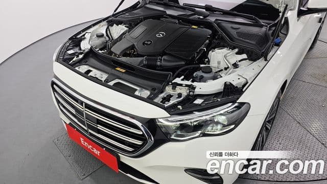 Mercedes-Benz E-класс W214 Exclusive, 2025 6