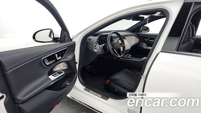 Mercedes-Benz E-класс W214 Exclusive, 2025 10