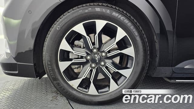 Kia Carnival 4세대 бензин 9인승 High Limousine(компания по спецнадстройкам), 2023 все фото