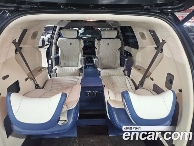 Kia Carnival 4세대 бензин 9인승 High Limousine(компания по спецнадстройкам), 2023 11