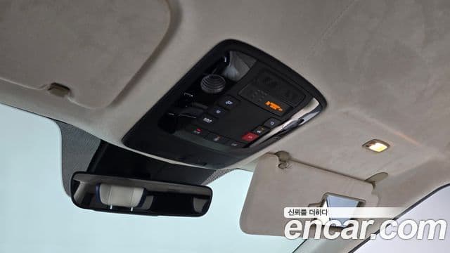 Kia Carnival 4세대 бензин 9인승 High Limousine(компания по спецнадстройкам), 2023 17