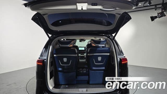 Kia Carnival 4세대 бензин 9인승 High Limousine(компания по спецнадстройкам), 2023 20