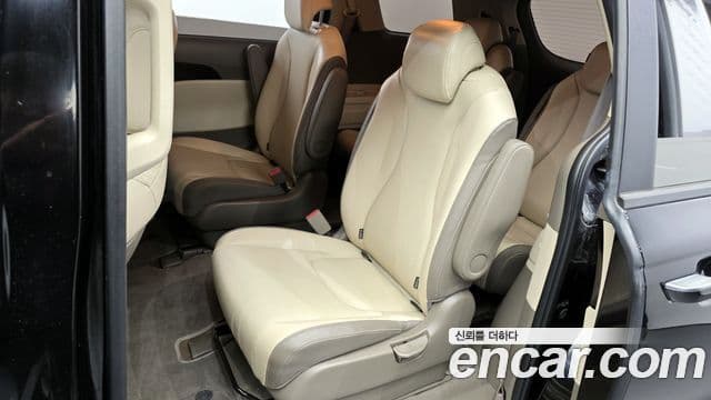 Kia Carnival 4세대 Prestige, 2023 11