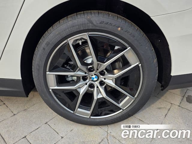 BMW 5시리즈 (G60), 2026 все фото