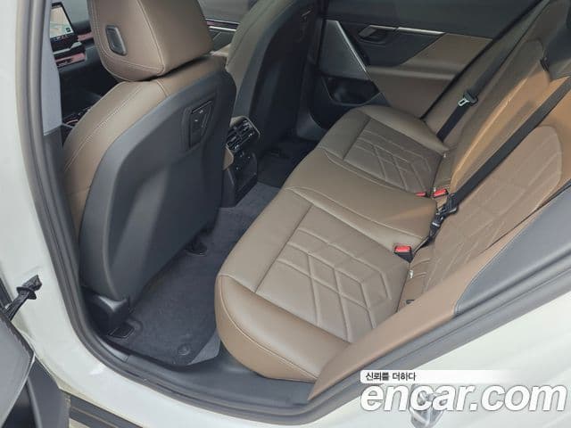 BMW 5시리즈 (G60), 2026 9