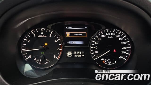 Nissan 알티마 L33, 2016 8