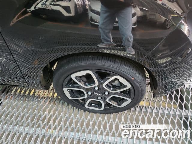 Kia The / новый New Ray Signature, 2022 3