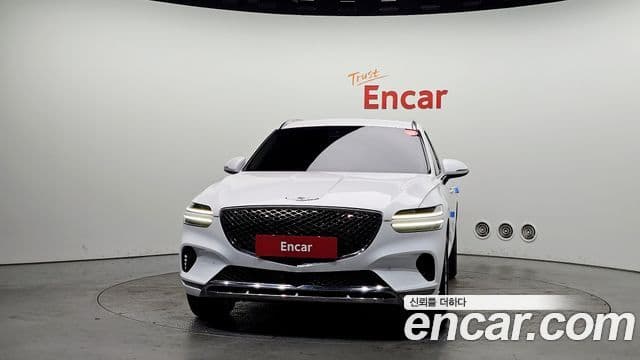 Genesis GV70, 2021 3