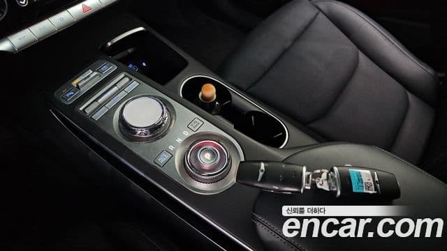 Genesis GV70, 2021 9