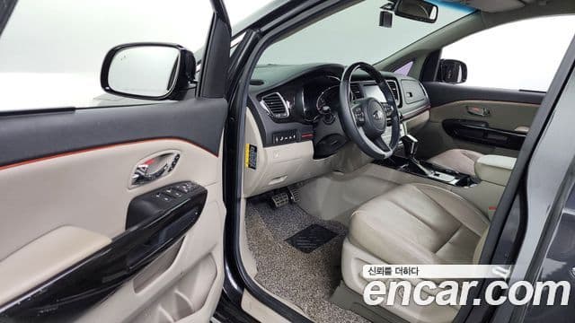 Kia The / новый New Carnival Special, 2019 10