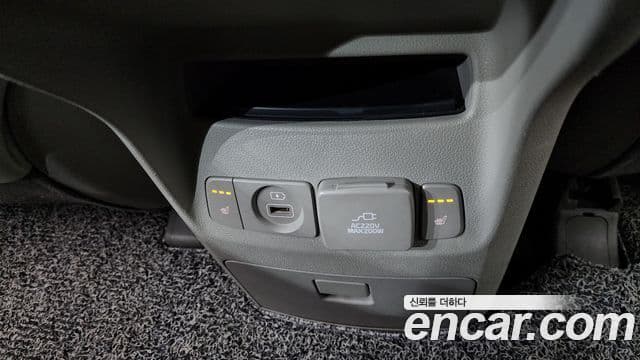 Kia The / новый New Carnival Special, 2019 18