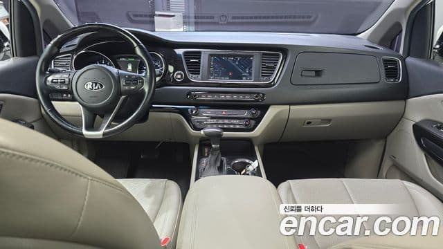 Kia The / новый New Carnival Special, 2019 18