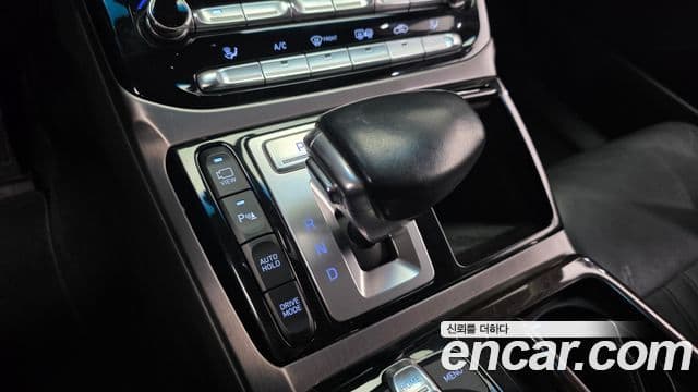 Genesis EQ900 Premium Luxury, 2016 9